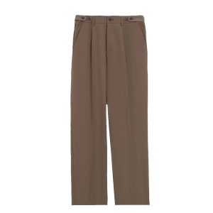 Men’s brown high-waist pleated trousers with button detailing and relaxed fit.